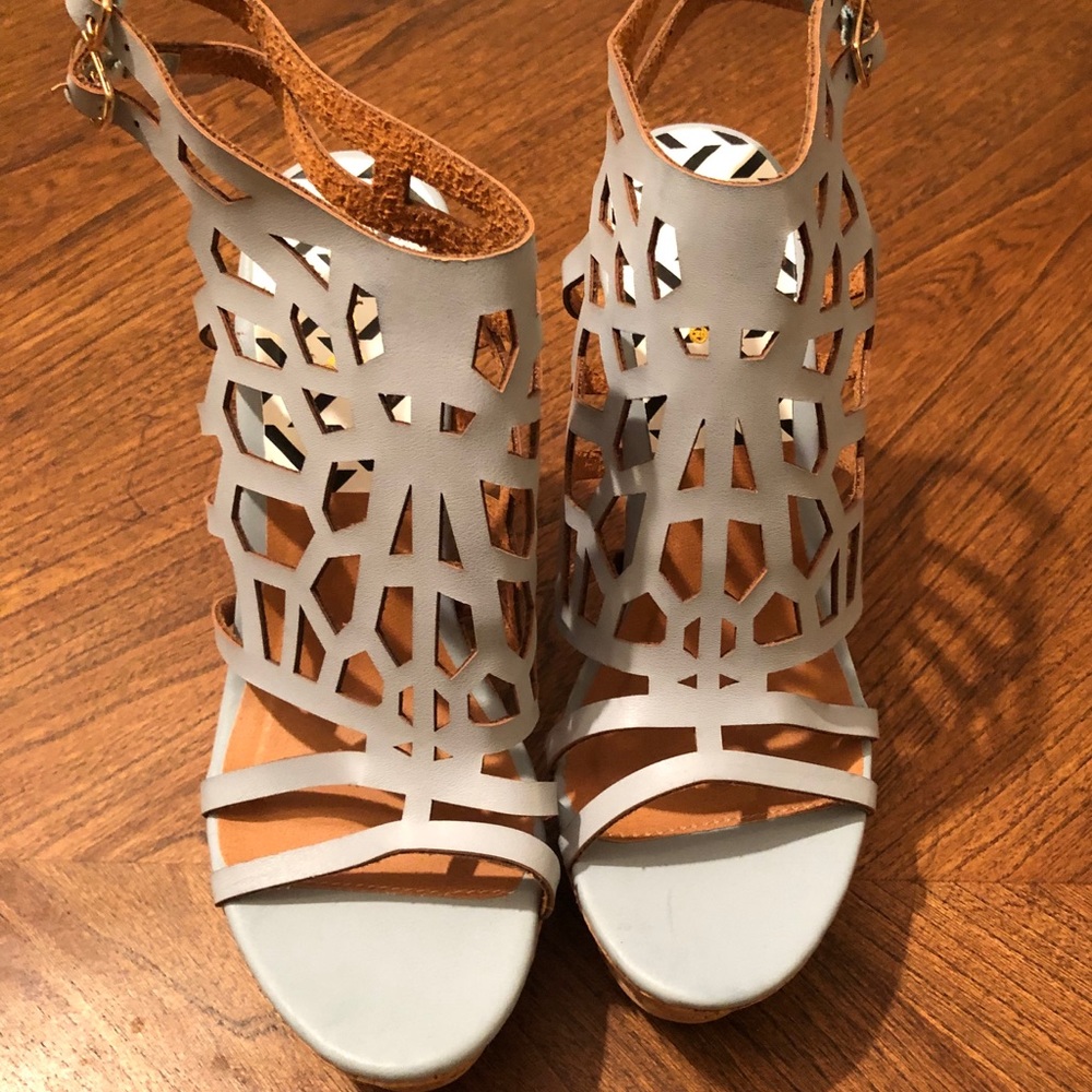Qupid Clemence Wedge Sandals, Women’s size 7